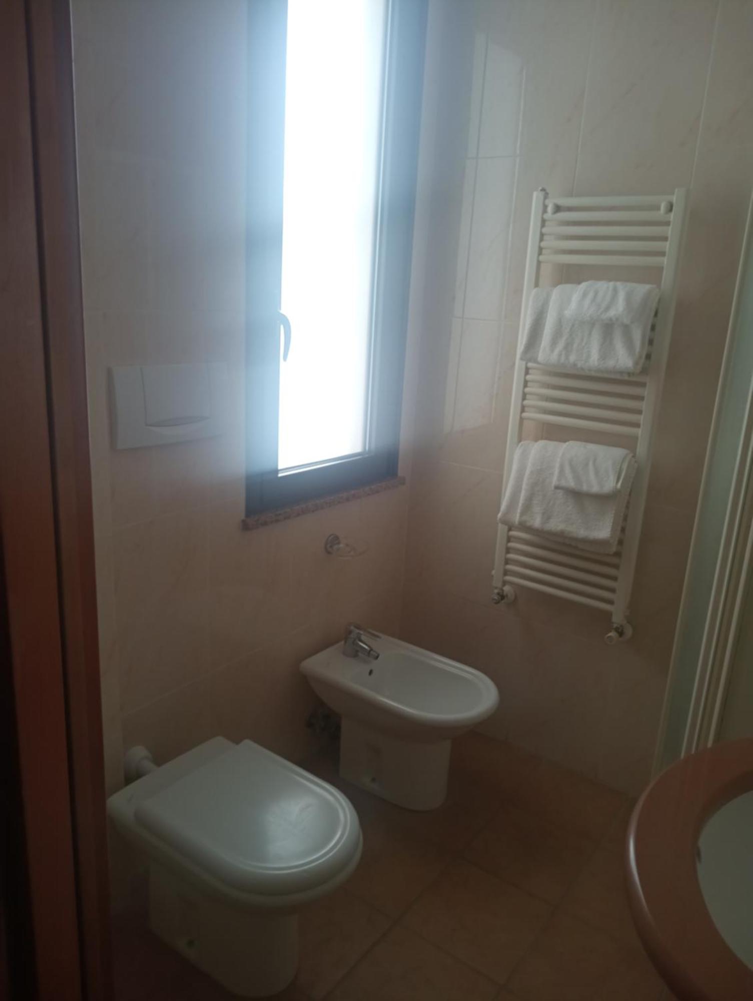 Hotel Beaurivage Senigallia Buitenkant foto